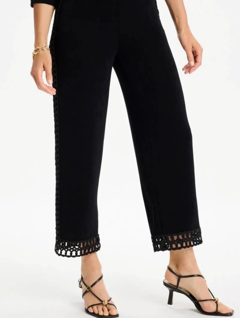 Chico's 3 Travelers Macrame Crop Pants Black Size XL /16